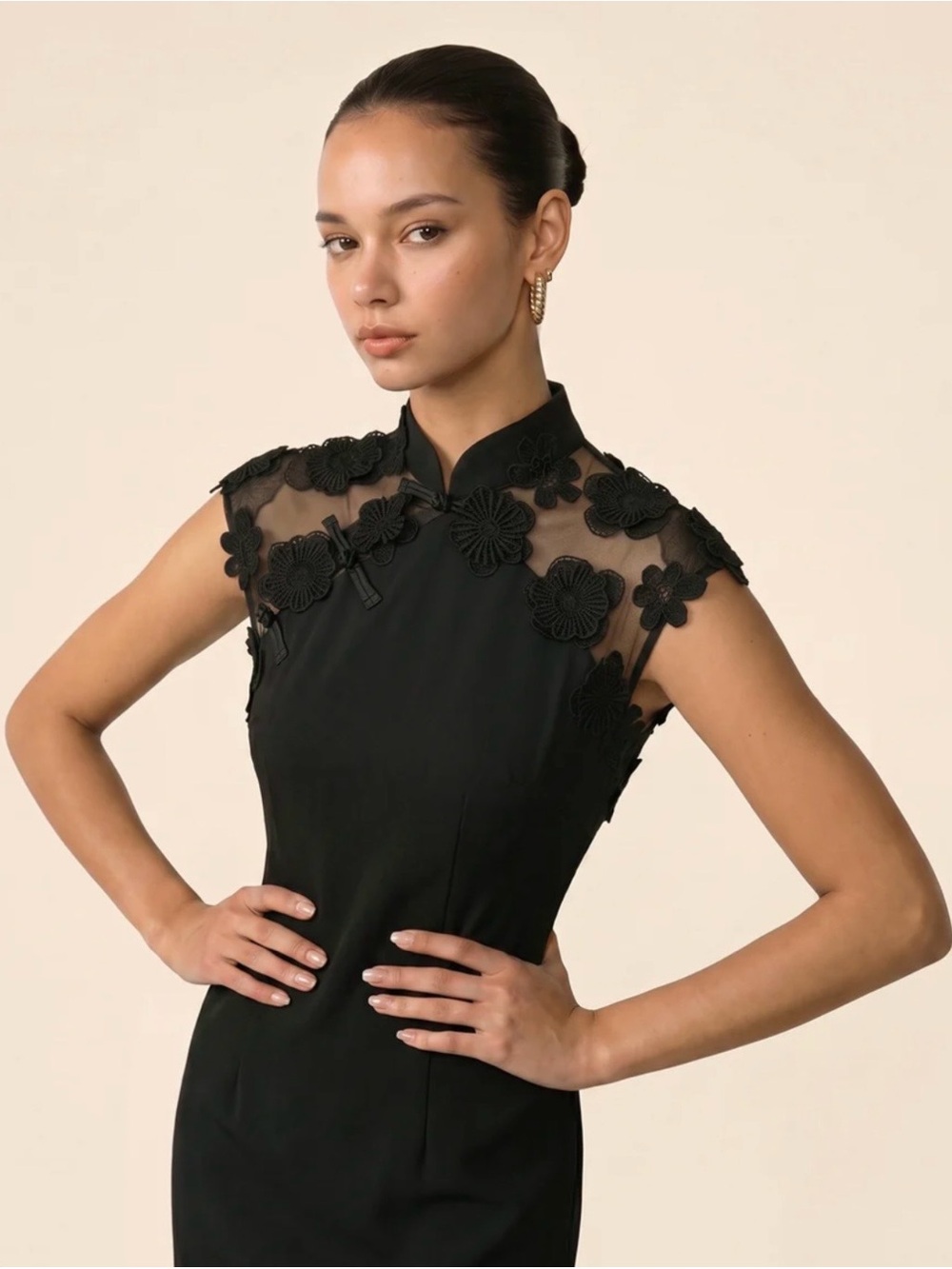 Commense Black Sheer-Yoke Floral Appliqué Midi Dress
